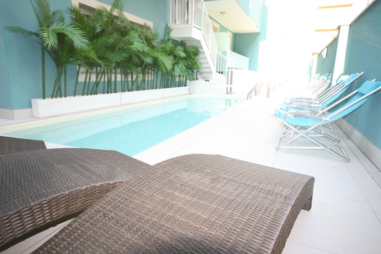 Residence Beach Paradise Rimini Esterno foto