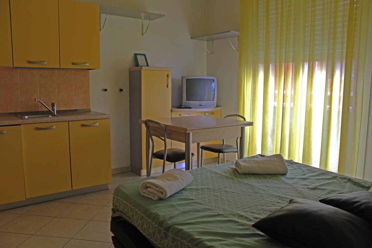 Residence Beach Paradise Rimini Esterno foto