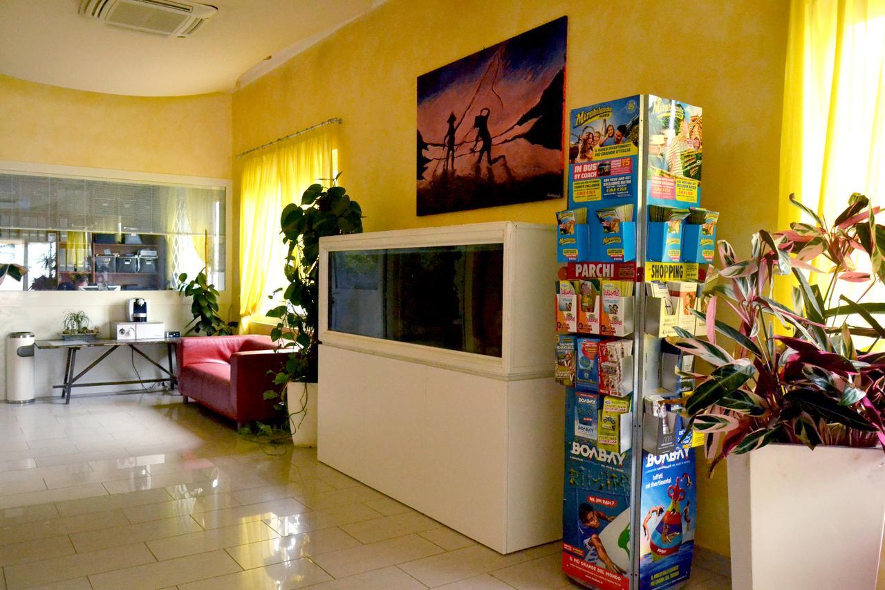 Residence Beach Paradise Rimini Esterno foto